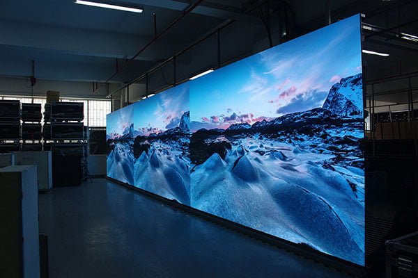 aocfiberlink-audio-visual-solution-LED Digital Signage Systems600